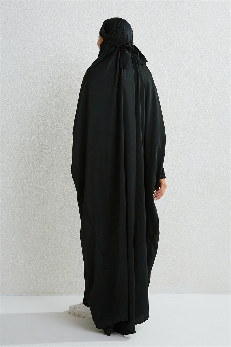 Abaya Musulmane à Capuche avec Manches Smockées - Muslim Essentials