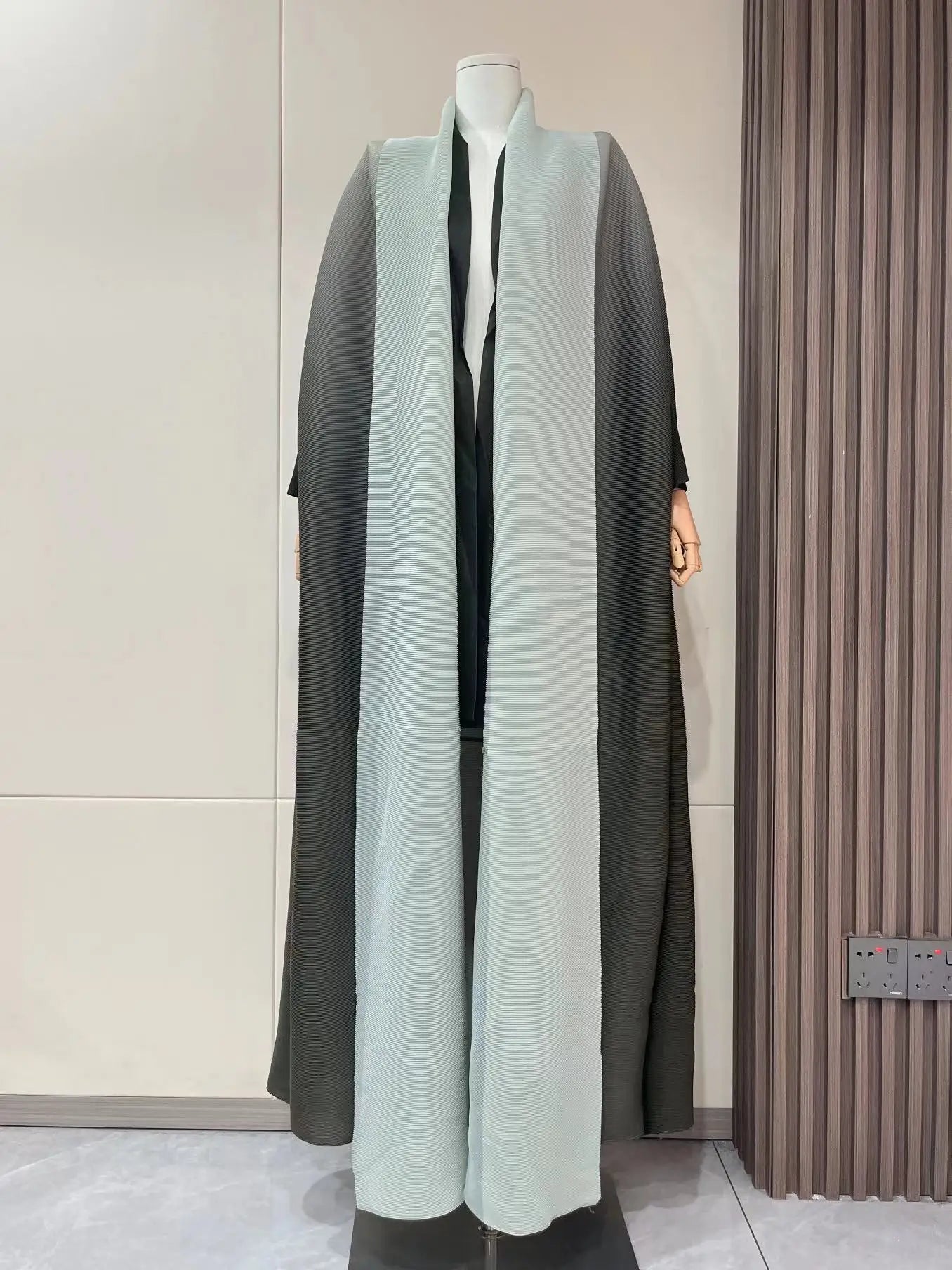 Manteau Long Femme Effet Froissé – Élégance Vintage & Confort Absolu - Muslim Essentials