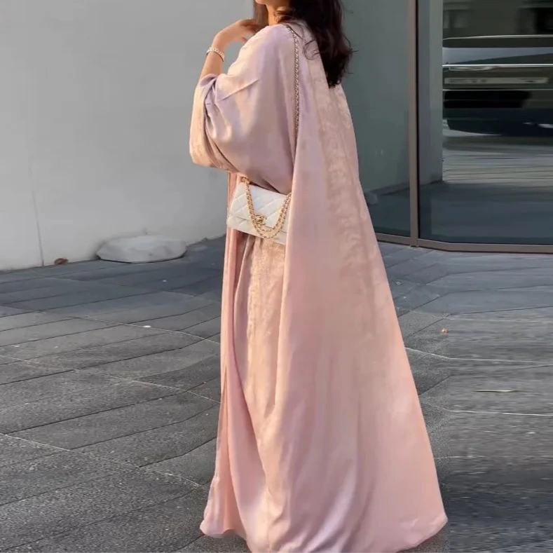 Abaya Satin Brillant – Élégance Dubaï pour Ramadan & Eid - Muslim Essentials