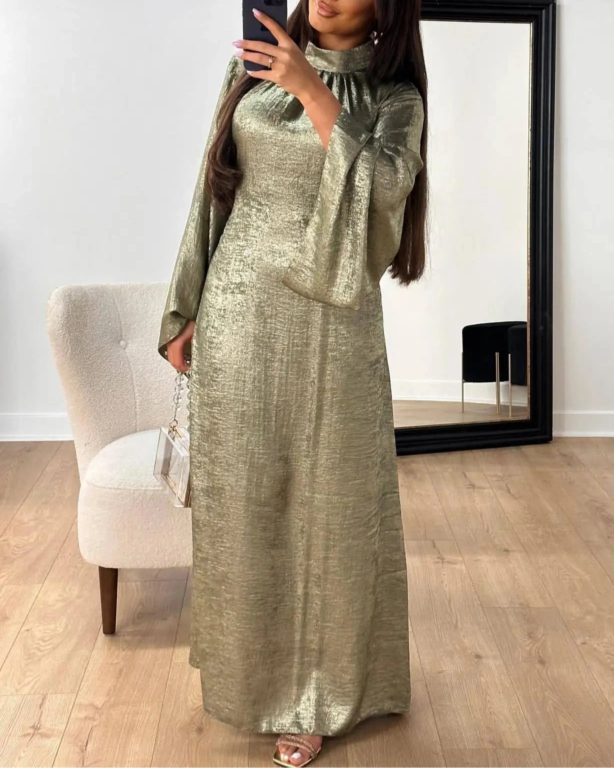 Robe Abaya Satinée Ceinturée à Manches Pagode - Abaya Islamique, Kaftan, Kebaya pour Femmes - Muslim Essentials