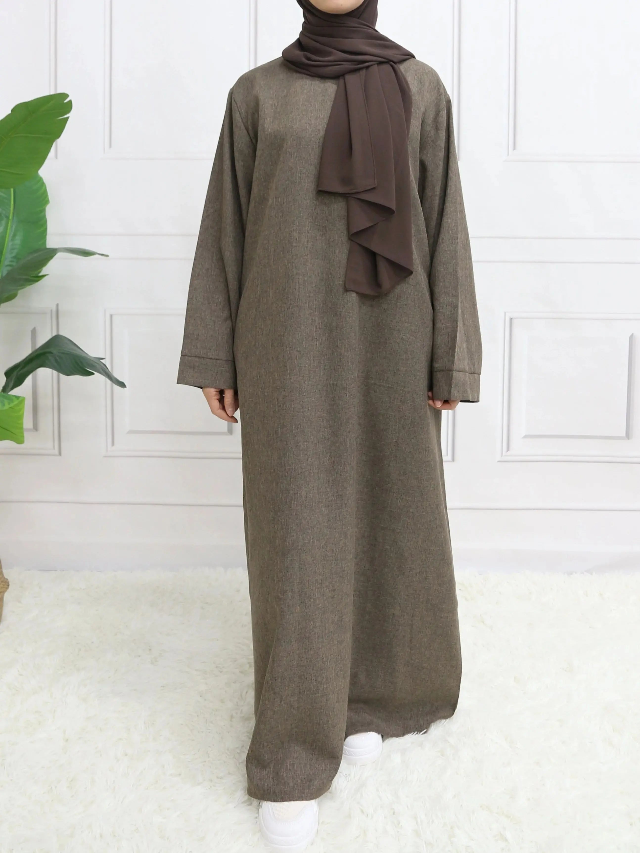Abaya Modeste Fermée à Manches Longues avec Ceinture – Robe Élégante pour Eid et Occasions Spéciales - Muslim Essentials