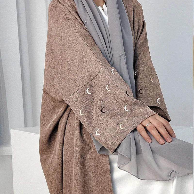 Abaya Ramadan Khimar 2025 - Abaya Modeste avec Broderie Lune - Muslim Essentials