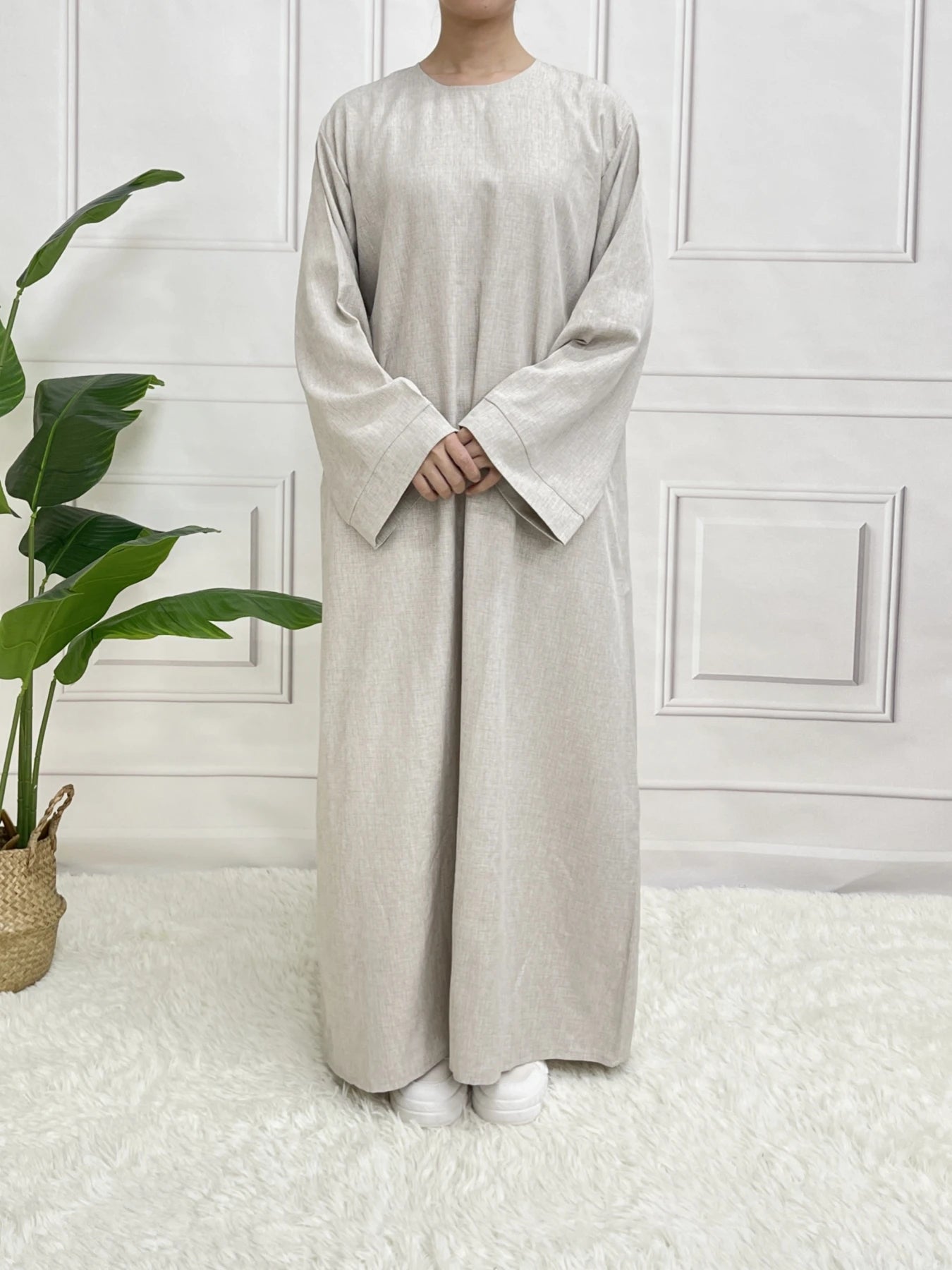 Abaya Modeste Fermée à Manches Longues avec Ceinture – Robe Élégante pour Eid et Occasions Spéciales - Muslim Essentials