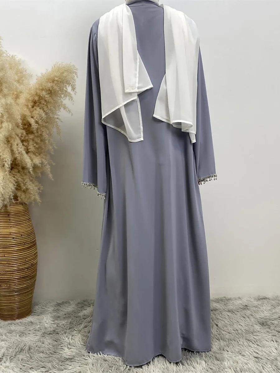 Ensemble Abaya Deux Pièces avec Robe, Ceinture en Chaîne de Diamants Libre, Kimono Sans Manches, Robe Intérieure – Tenue Islamique pour Femmes – Parfaite pour Eid et Ramadan - Muslim Essentials